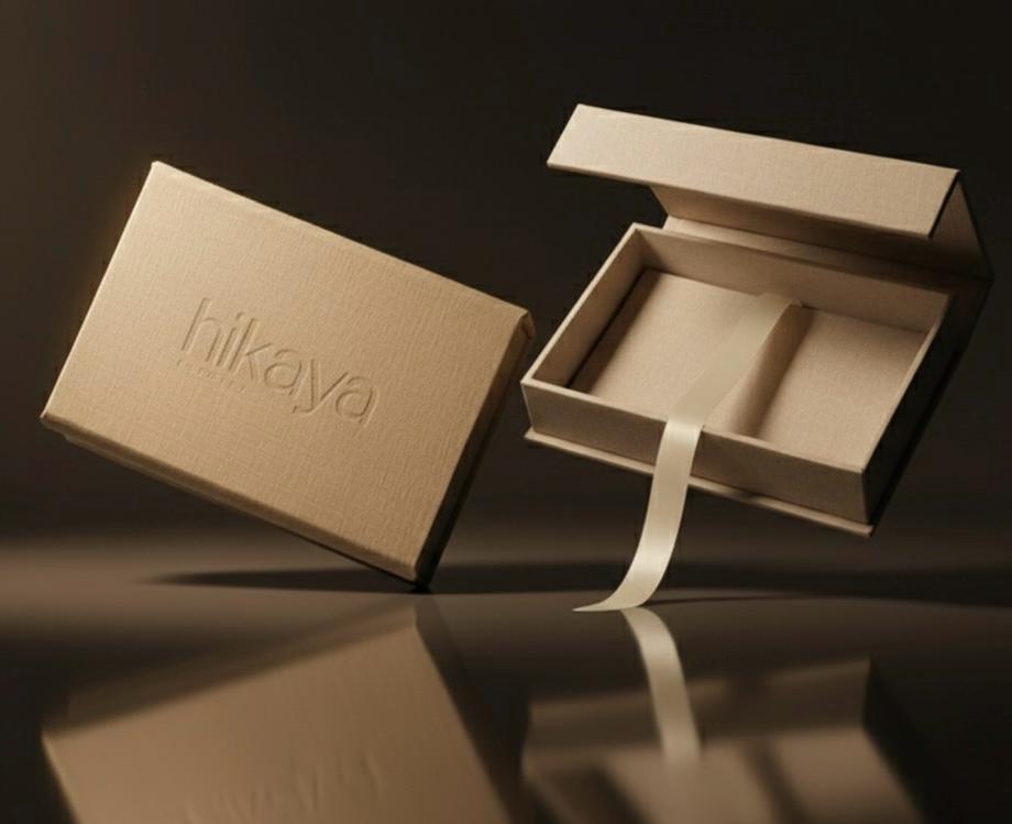 Hikaya luxury linen photobox with embossed logo